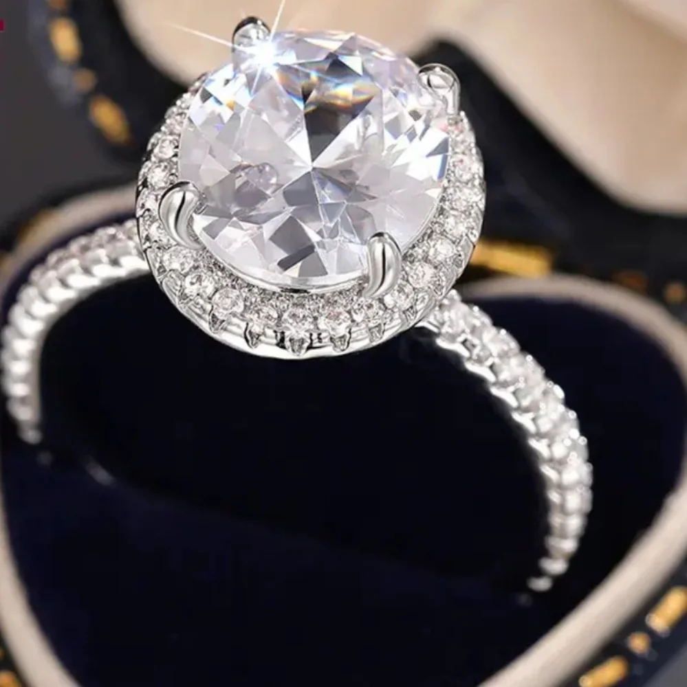 Elegant 925 Silver Diamond Halo Wedding Ring Sz 6
